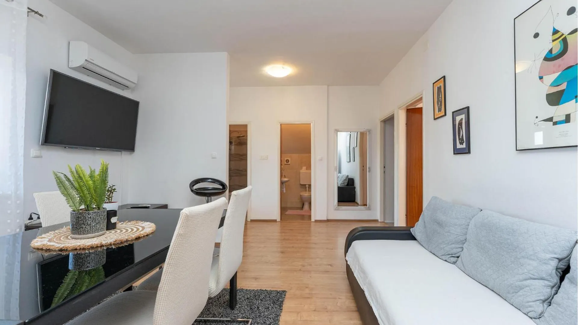 Beautiful Apartment In Bibinje With Wifi
